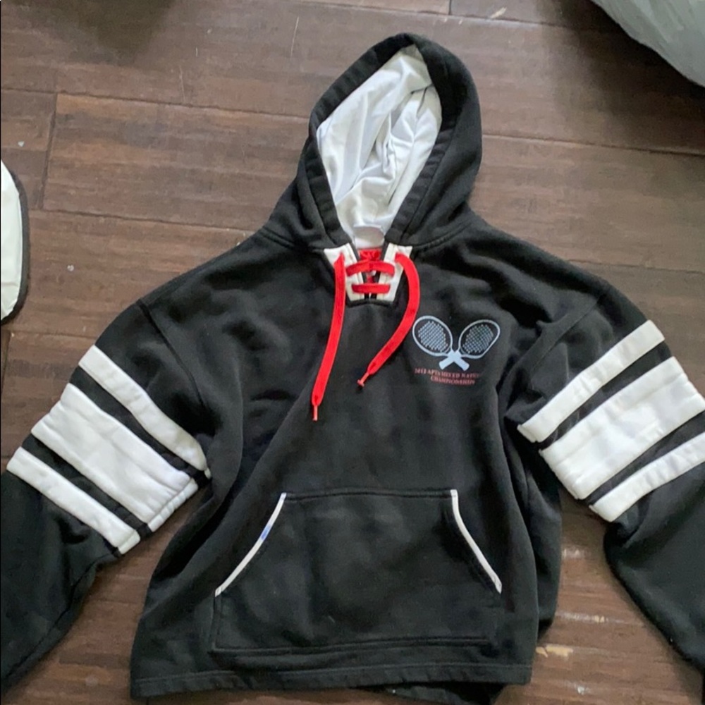 hoodie, tie strings